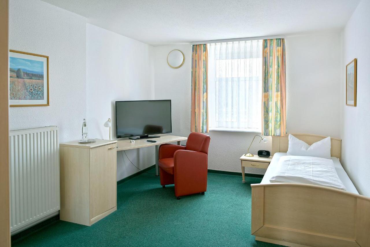 Haus Hufeland Hotel Bad Salzungen Buitenkant foto
