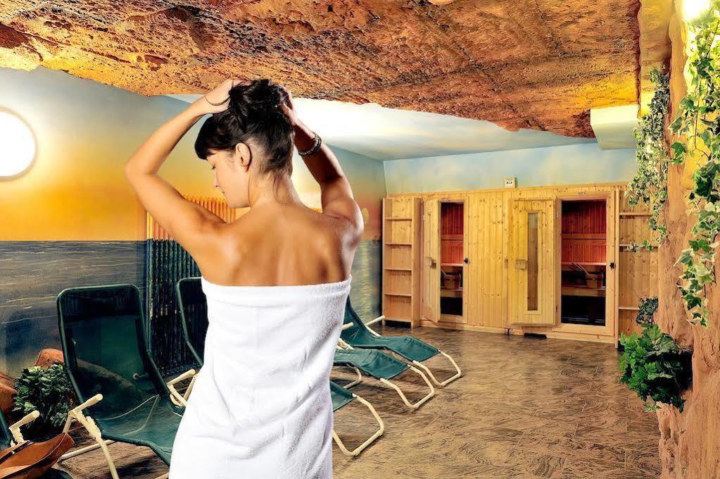 Haus Hufeland Hotel Bad Salzungen Buitenkant foto